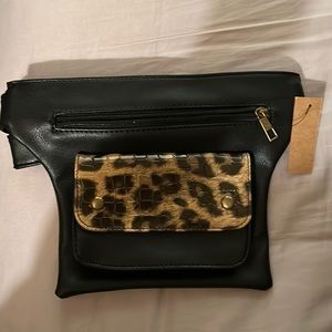NWT black and leopard Fanny pack. Soft Synthetic leather.